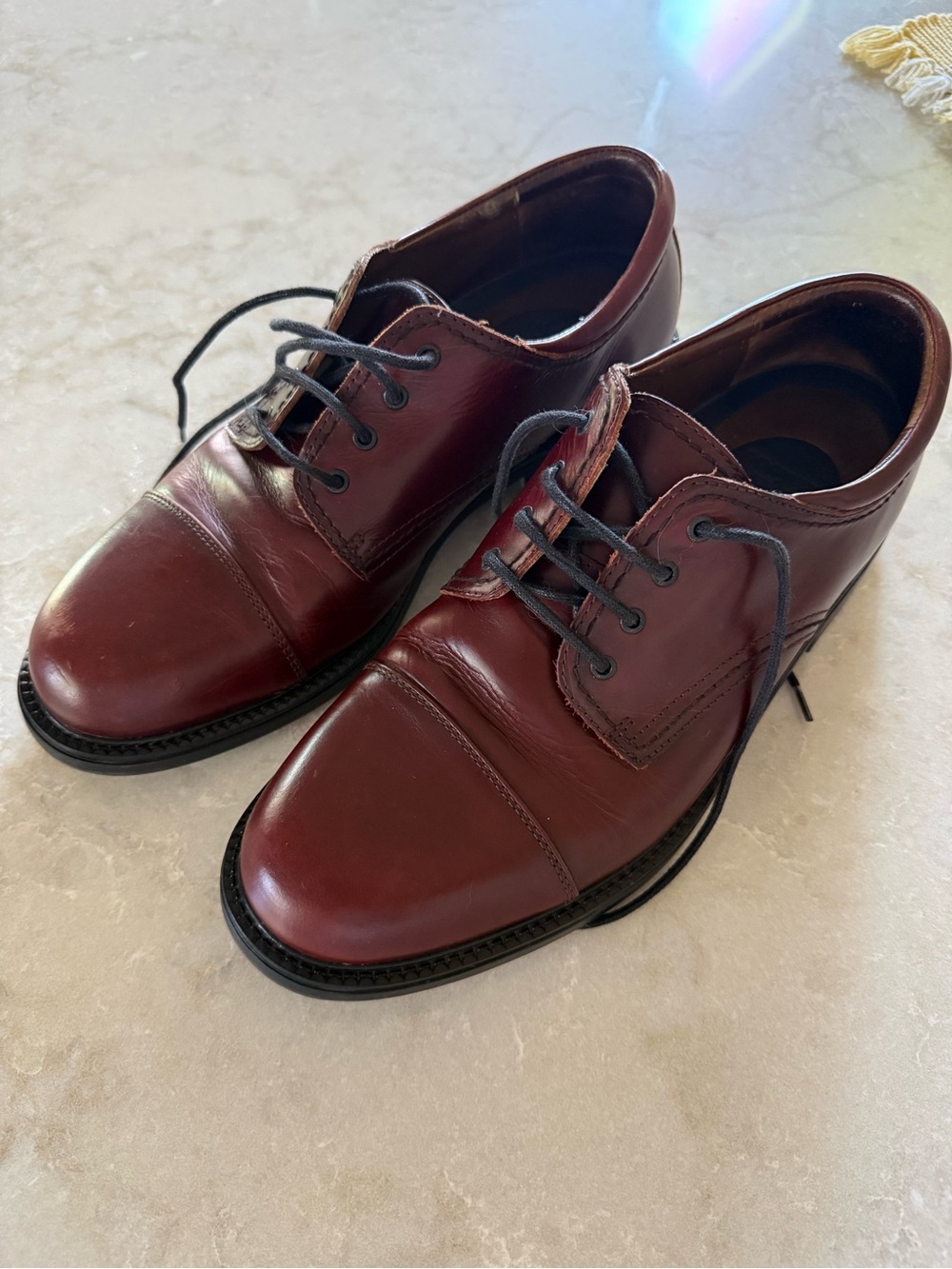 Men's Leather Dockers Dress Shoes Chestnut Brown size 11